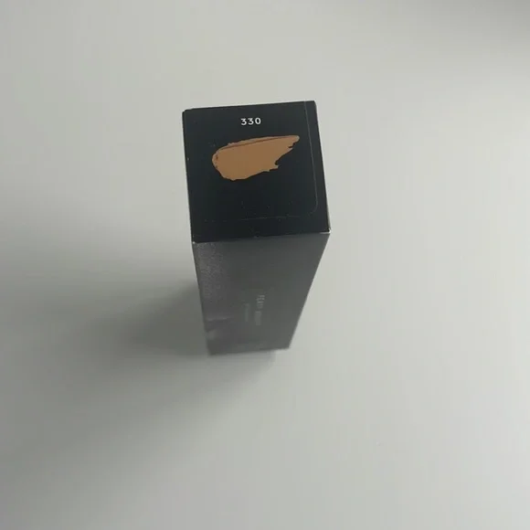 Fenty Beauty Pro Filtr Soft Matte Foundation Shade 330